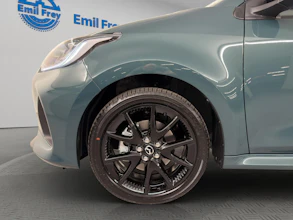 https://vehicle.imgix.net/4125771/bf2ccc39-1d9a-4218-975b-549919c67adc.jpg