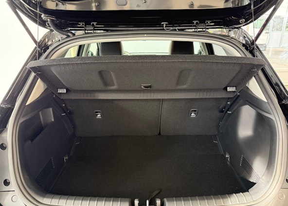 Vehicle image 12 Vehicle image 12