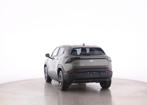 Vehicle image 13 Vehicle image 13