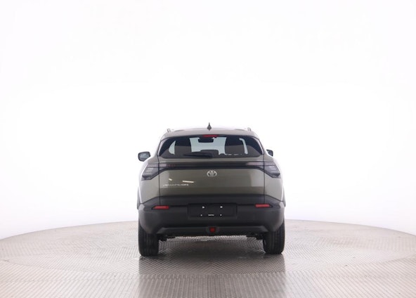 Vehicle image 14 Vehicle image 14