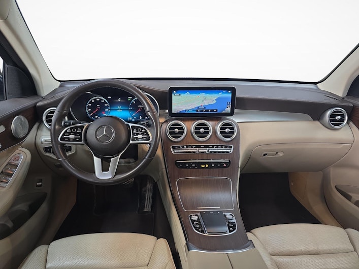 Vehicle image MERCEDES-BENZ GLC 400
