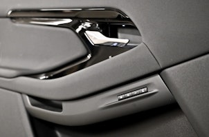 Vehicle image LAND ROVER Range Rover Evoque 1.5 T 270e S