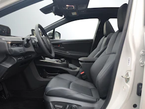 https://vehicle.imgix.net/4125886/08ddc2ef-9a84-4548-a1c4-f43b326c0f73.jpg