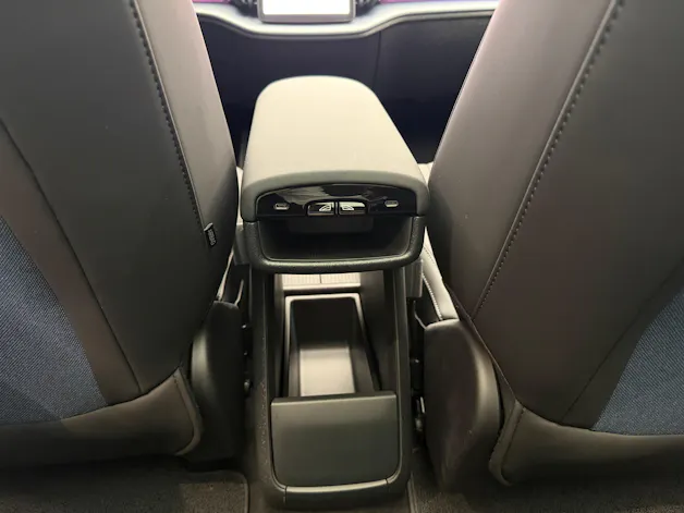 VOLVO EX30 CC E60 Twin Performance AWD