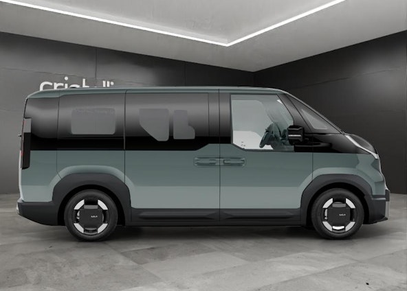 Vehicle image 4 Vehicle image 4