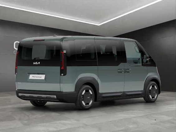 Vehicle image 3 Vehicle image 3