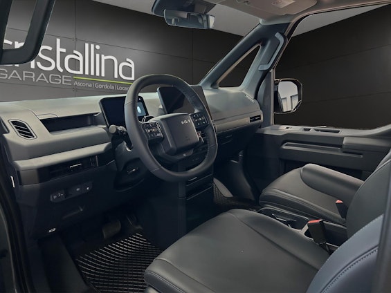 Vehicle image 6 Vehicle image 6