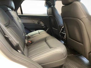 Fahrzeugbild LAND ROVER Range Rover Sport 3.0 I6 300 SE Dynamic