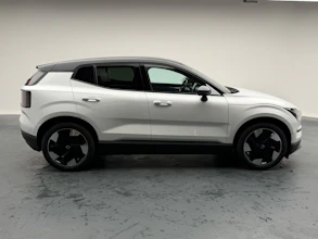 https://vehicle.imgix.net/4125944/2697fe9c-a783-46ef-9dc7-dfcc85df7118.jpg