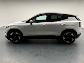 https://vehicle.imgix.net/4125944/5aef7d02-2668-4cc4-9f35-81e393186830.jpg