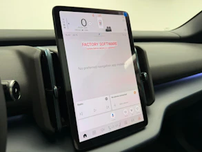 https://vehicle.imgix.net/4125944/77a78e1c-d74f-4269-ade0-346483f6bb33.jpg