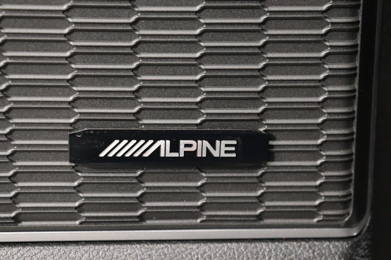 Vehicle image JEEP Grand Cherokee