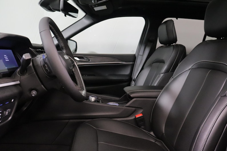 Vehicle image JEEP Grand Cherokee