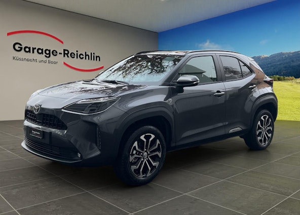 First vehicle image First vehicle image