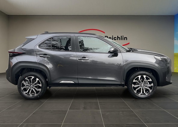 Vehicle image 5 Vehicle image 5