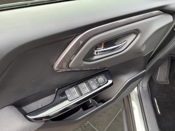 Vehicle image 14 Vehicle image 14