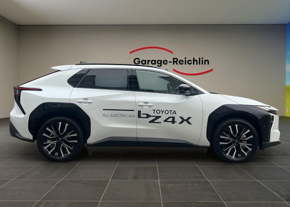 Vehicle image 5 Vehicle image 5