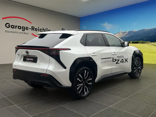Toyota bZ4X Premium AWD 22 kW OBC 73.1 kWh