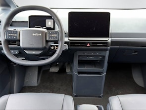 Vehicle image KIA PV5 Passenger 71.2 kWh Plus