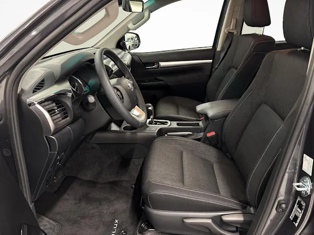 Toyota Hilux Double Cab.-Pick-up 2.4 D-4D 150 Style