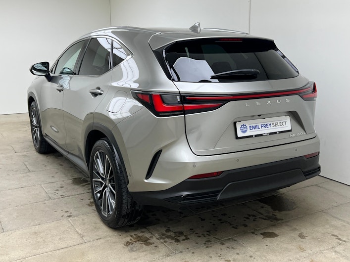 Vehicle image LEXUS NX