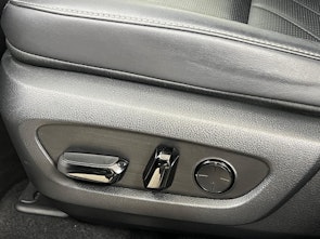 Vehicle image LEXUS NX 450h+ Excellence