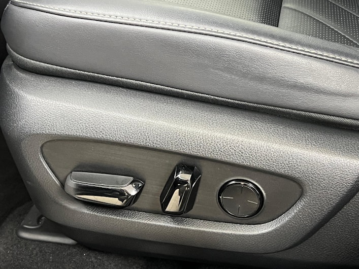 Vehicle image LEXUS NX