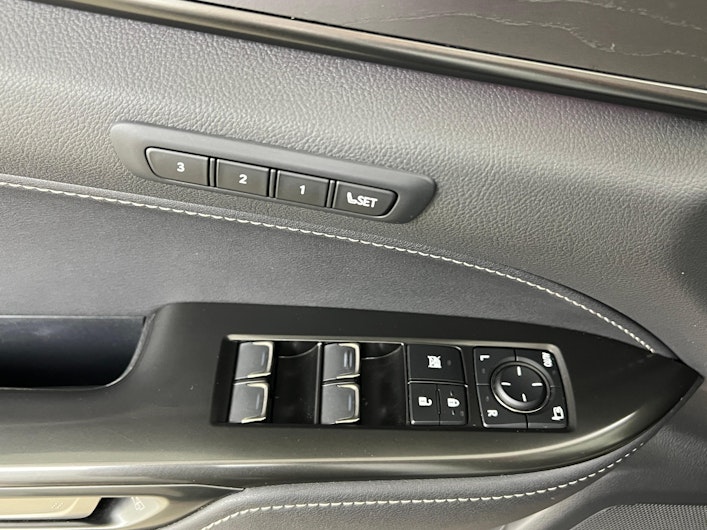 Vehicle image LEXUS NX