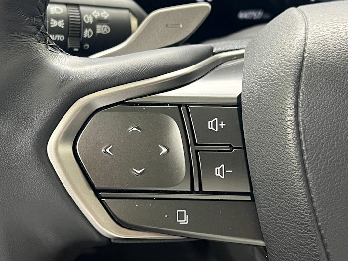 Vehicle image LEXUS NX