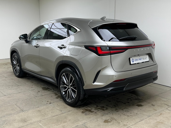 Vehicle image LEXUS NX