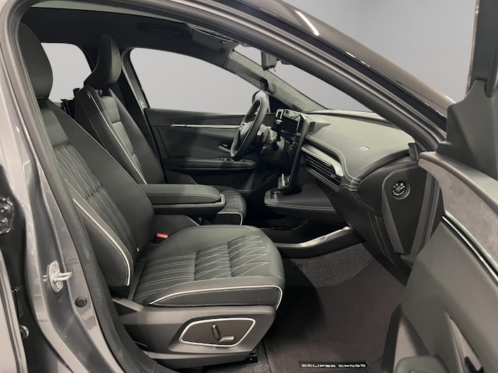 Vehicle image MITSUBISHI ECLIPSE CROSS