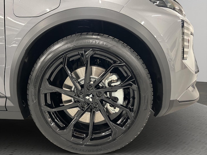 Vehicle image MITSUBISHI ECLIPSE CROSS