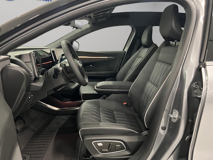 Vehicle image MITSUBISHI ECLIPSE CROSS