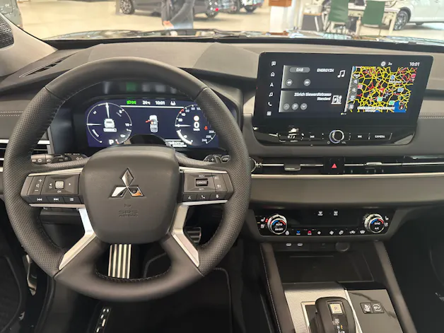 Mitsubishi Outlander 2.4 PHEV Instyle 4x4