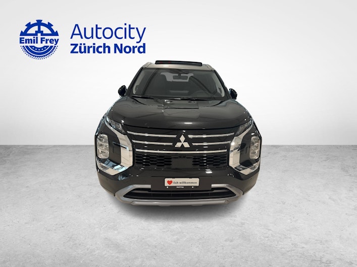 Vehicle image MITSUBISHI OUTLANDER