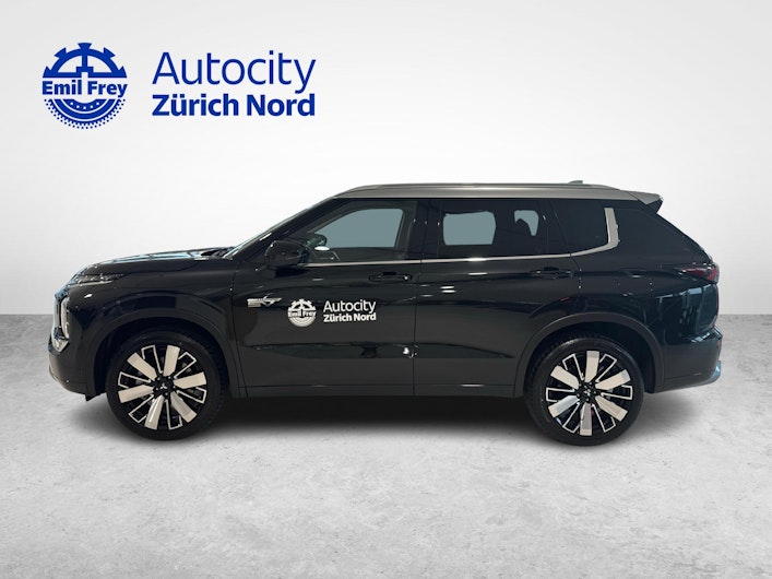 Vehicle image MITSUBISHI OUTLANDER