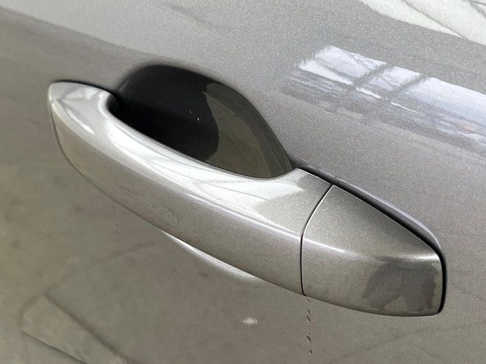 Vehicle image MITSUBISHI ASX