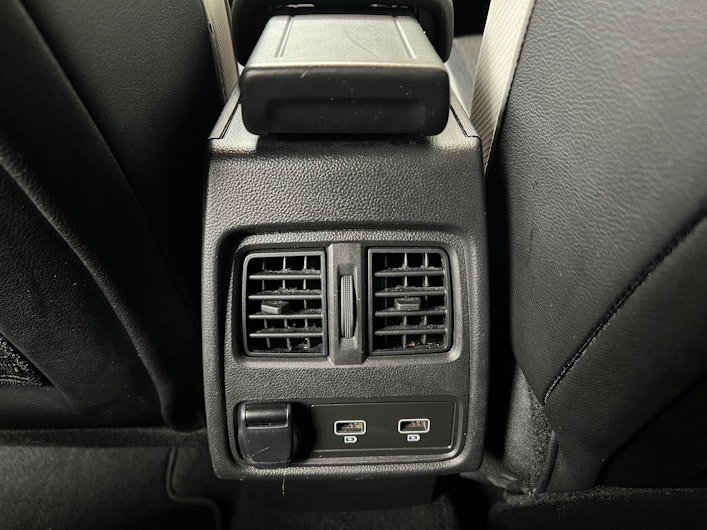 Vehicle image MITSUBISHI ASX