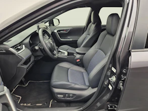 https://vehicle.imgix.net/4126165/fb5e2356-a52a-419e-af45-74cfd53fd0e4.jpg