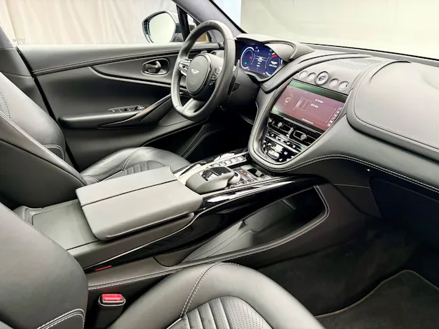 Aston Martin DBX 4.0 V8 Bi-Turbo