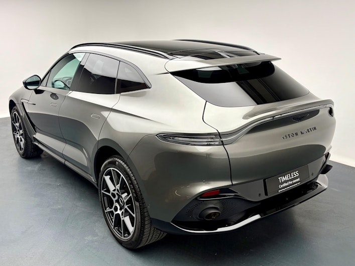 Vehicle image ASTON MARTIN DBX