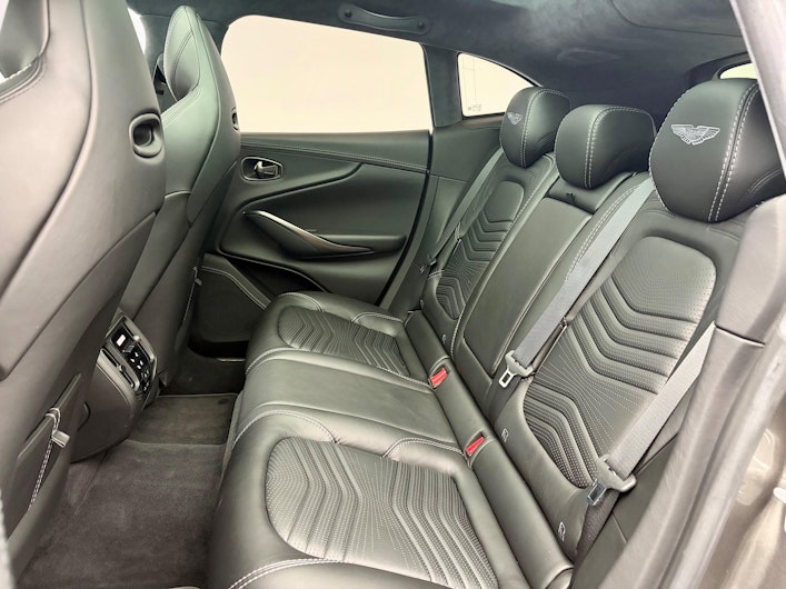 Vehicle image ASTON MARTIN DBX