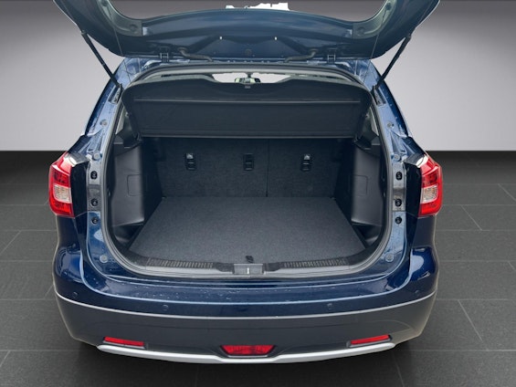 Vehicle image 5 Vehicle image 5