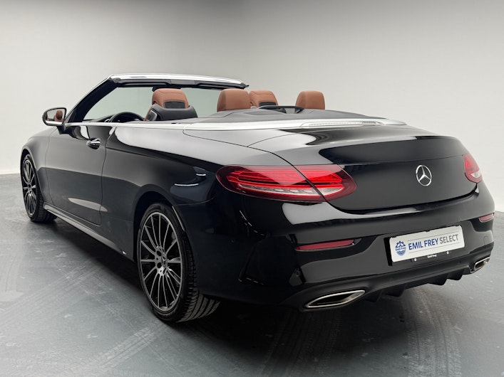 Vehicle image MERCEDES-BENZ C 300