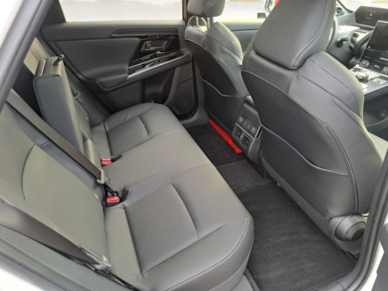 Vehicle image 15 Vehicle image 15