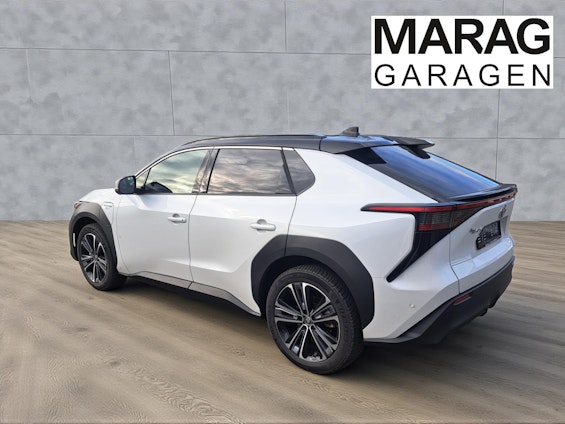 Vehicle image 5 Vehicle image 5