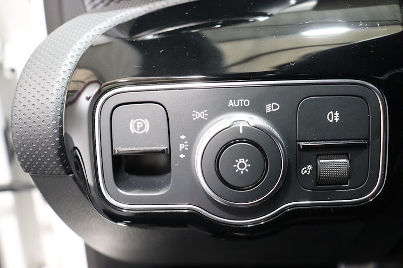 Vehicle image MERCEDES-BENZ A 250