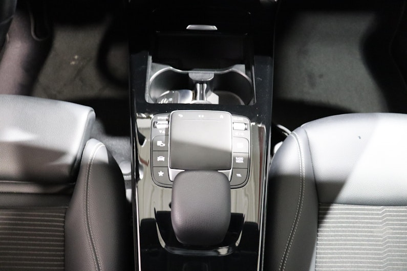 Vehicle image MERCEDES-BENZ A 250