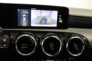 Vehicle image MERCEDES-BENZ A 250 Progressive