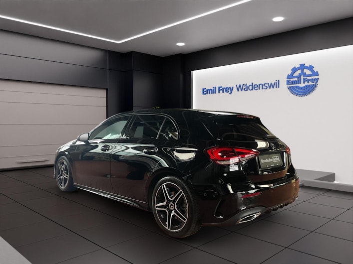 Vehicle image MERCEDES-BENZ A 200